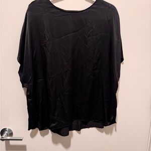 Elegant Black 100% silk Banana Republic Women's Top blouse